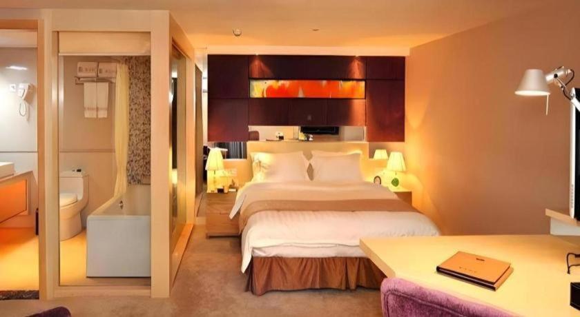 Zhongshan Louis Hotel Экстерьер фото