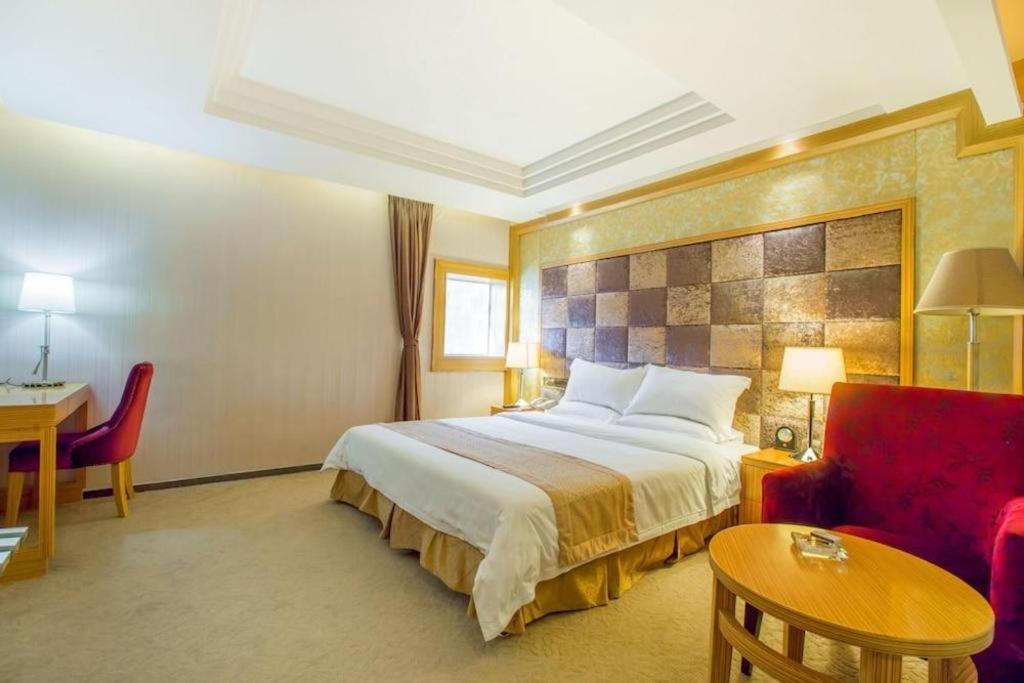 Zhongshan Louis Hotel Экстерьер фото