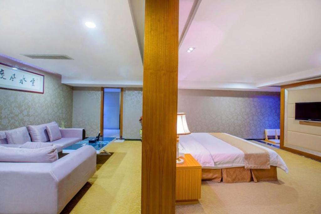 Zhongshan Louis Hotel Экстерьер фото